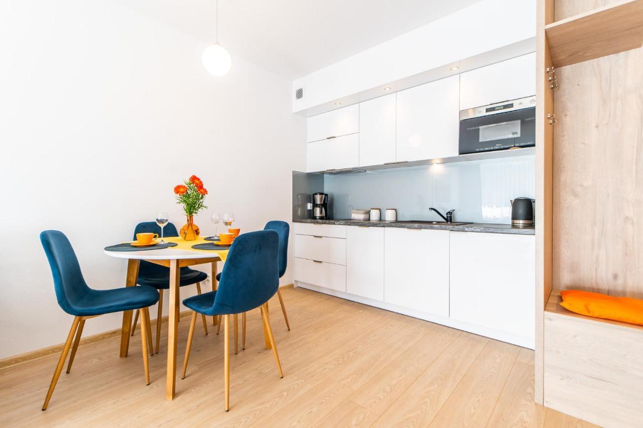 Apartamento Apatramenty U Ireny - Blizej Morza Kołobrzeg Exterior foto